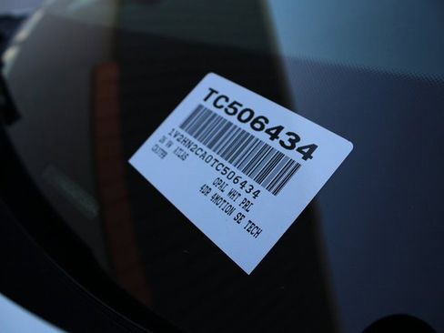 New 2026 Volkswagen Atlas SE image 32