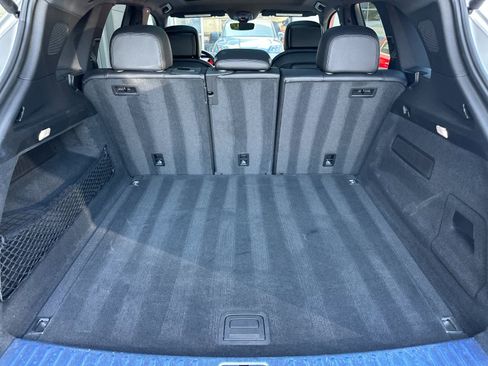 Certified 2025 Porsche Cayenne AWD/4WD image 16