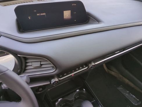 New 2025 MAZDA CX-30 AWD 2.5 S w/ Select Sport Pkg image 25