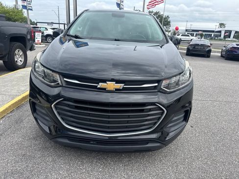 Used 2020 Chevrolet Trax LS w/ Tint and Cruise Package FWD image 2
