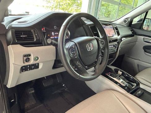 Used 2020 Honda Ridgeline RTL-E image 17