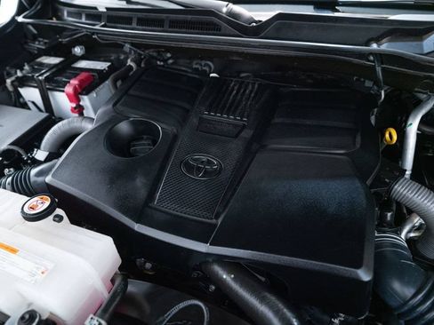 Used 2024 Toyota Tundra SR5 AWD/4WD image 13