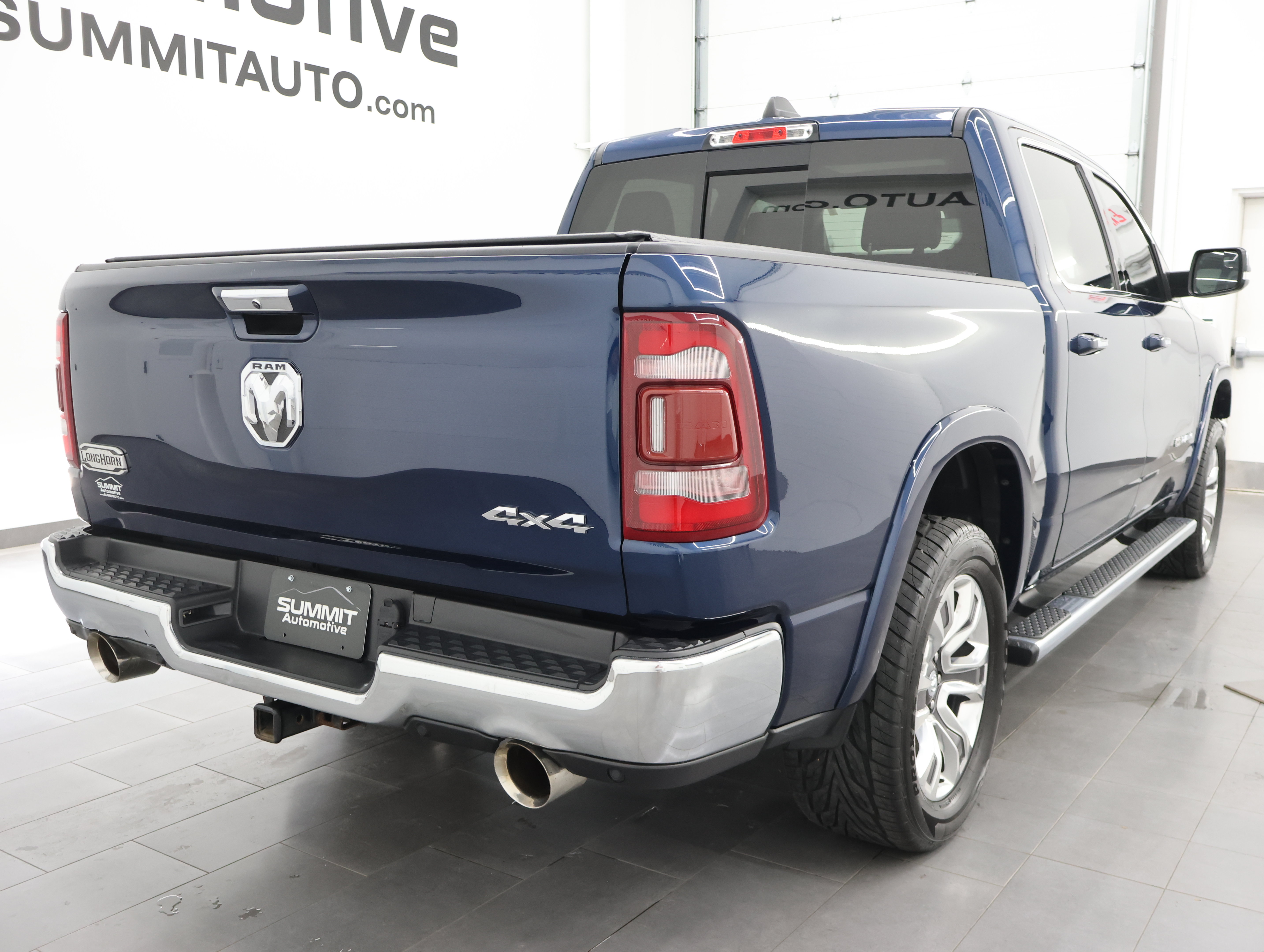 Used 2022 RAM 1500 Limited AWD/4WD image 4