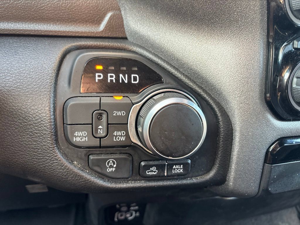 Used 2026 RAM 1500 Warlock AWD/4WD image 18