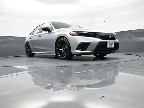 Certified 2024 Honda Civic Sport image 26