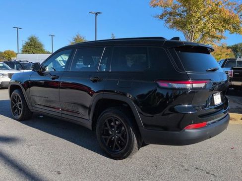 Used 2024 Jeep Grand Cherokee L Laredo image 7