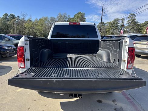 Used 2019 RAM 1500 Tradesman w/ Chrome Plus Package image 9