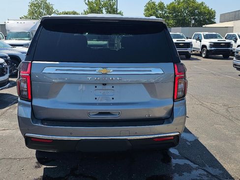Used 2024 Chevrolet Tahoe LT w/ Luxury Package AWD/4WD image 6