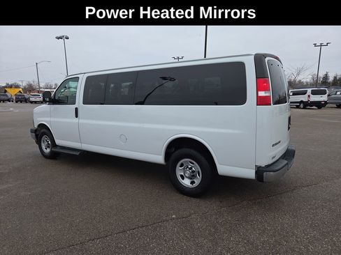 Used 2020 Chevrolet Express 3500 LT w/ LT Preferred Equipment Group image 3