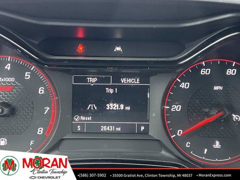 Certified 2024 Chevrolet Trax RS w/ Driver Confidence Package image 19