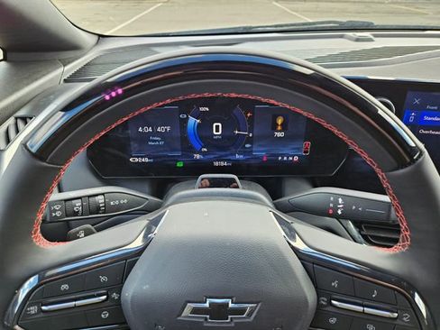 Used 2024 Chevrolet Equinox EV RS image 16