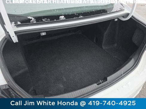 Used 2024 Chevrolet Malibu LT image 18