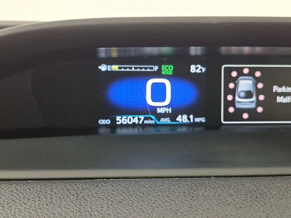 Used 2021 Toyota Prius LE FWD image 21