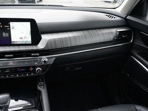 Used 2023 Kia Telluride EX image 40
