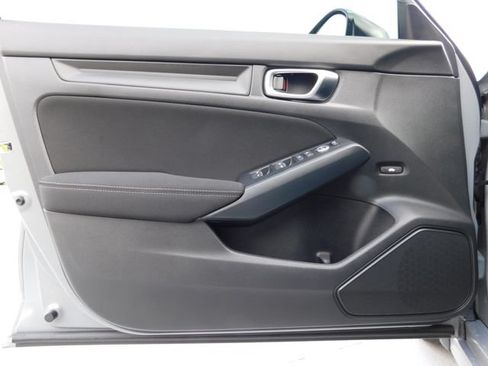 Used 2025 Honda Civic Sport image 14