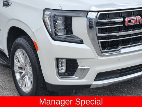 Used 2024 GMC Yukon SLT AWD/4WD image 10