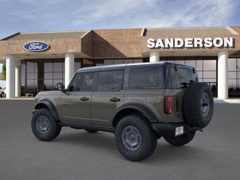 New 2025 Ford Bronco Badlands image 4