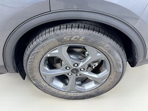 Used 2025 Ford Escape ST-Line image 35