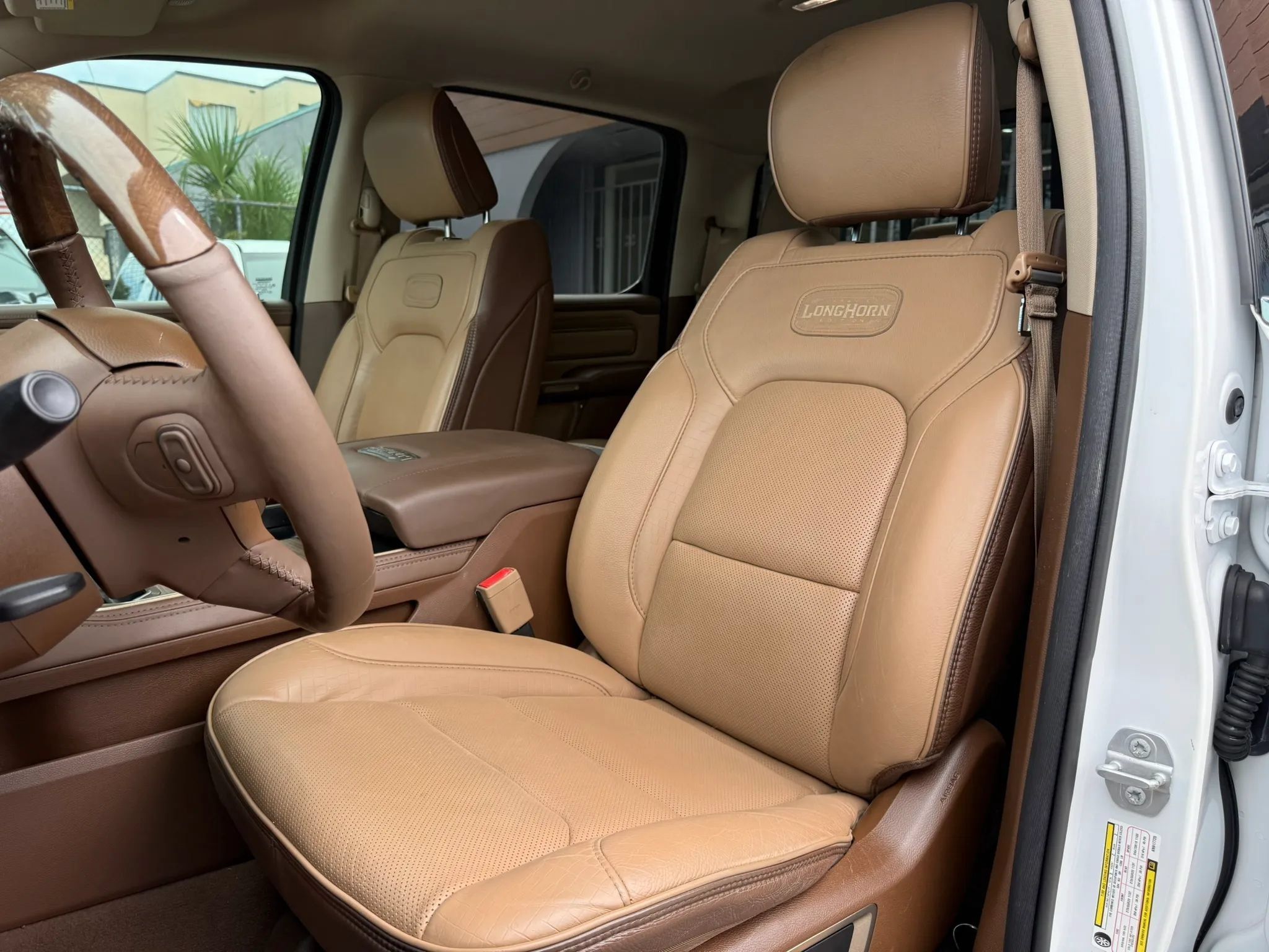 Used 2019 RAM 1500 Limited AWD/4WD image 12