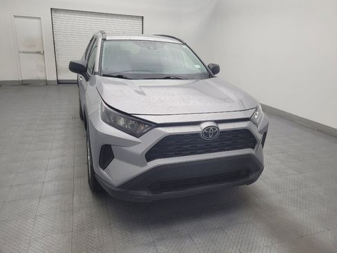 Used 2021 Toyota RAV4 LE FWD image 14