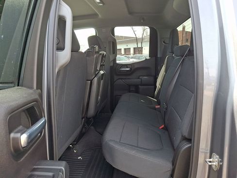 Used 2020 Chevrolet Silverado 1500 Custom w/ Custom Value Package image 9