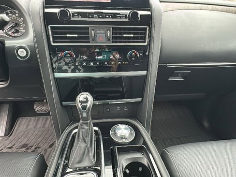 Certified 2023 INFINITI QX80 Premium Select w/ All-Season Package image 22