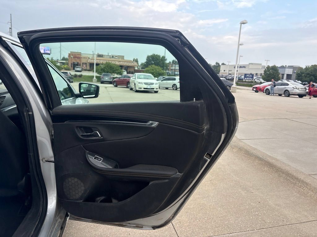 Used 2017 Chevrolet Impala LT w/ Leather Package FWD image 30