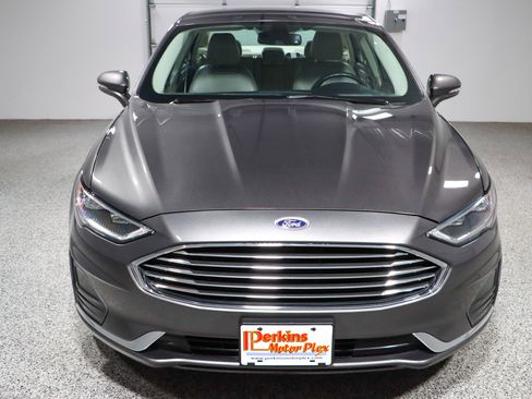 Used 2019 Ford Fusion SEL image 4