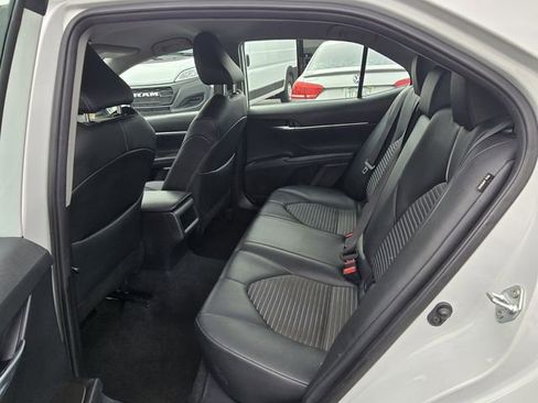 Used 2024 Toyota Camry SE image 15