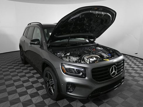 New 2026 Mercedes-Benz GLB 250 image 31