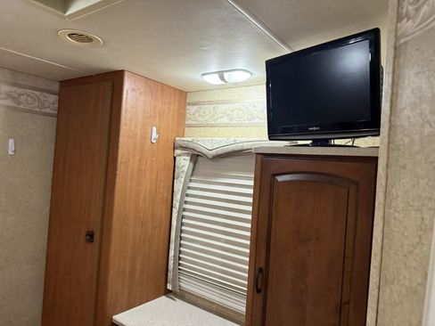 Used 2007 Ford E-450 and Econoline 450 image 69