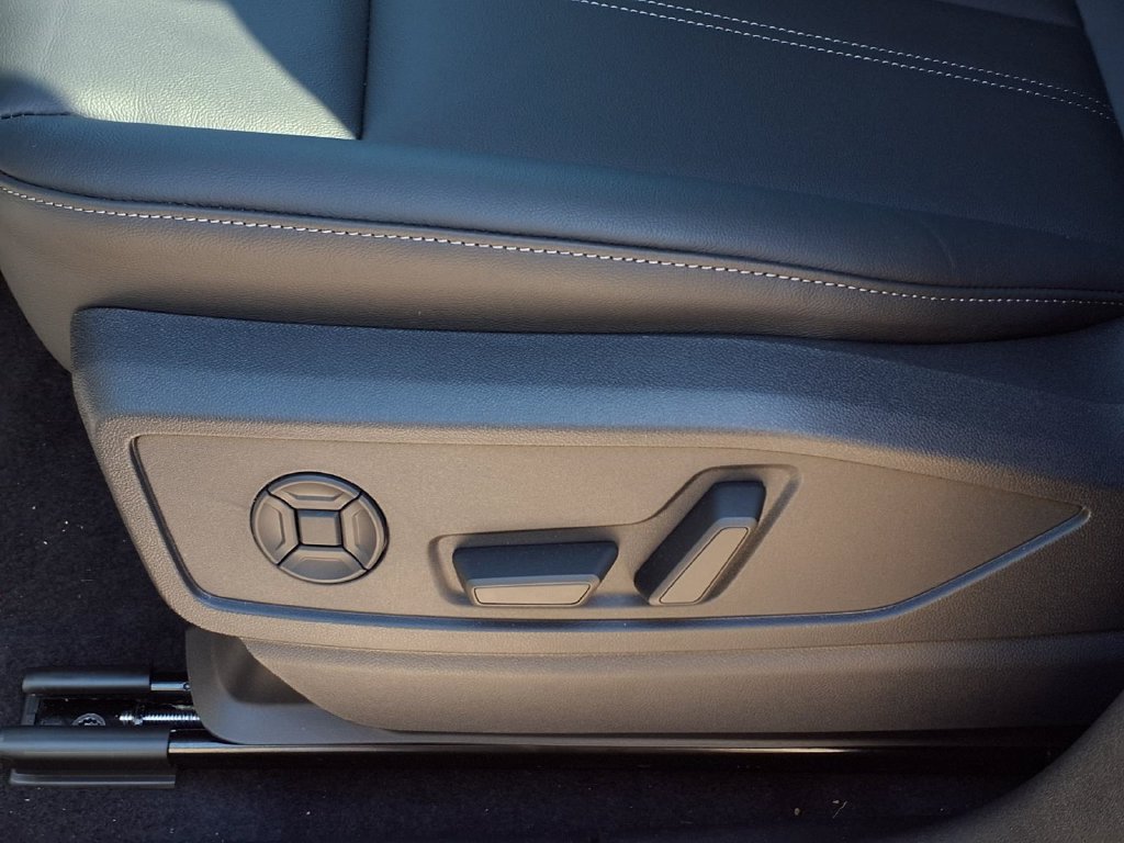 New 2026 Audi Q5 Premium Plus AWD/4WD image 10