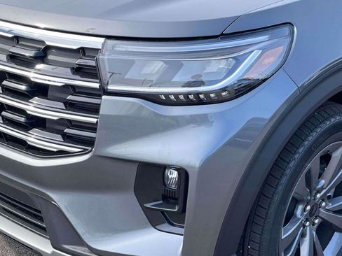 New 2026 Ford Explorer Active AWD/4WD image 13