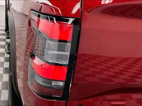 Used 2023 Nissan Frontier PRO-4X w/ Technology Package image 34