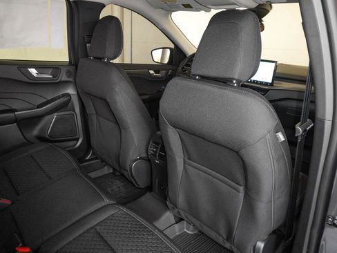 New 2025 Ford Escape Active w/ Active Premium Tech Pack image 43