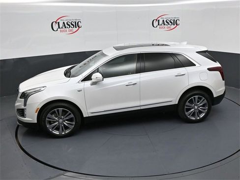 Used 2025 Cadillac XT5 Premium Luxury image 21