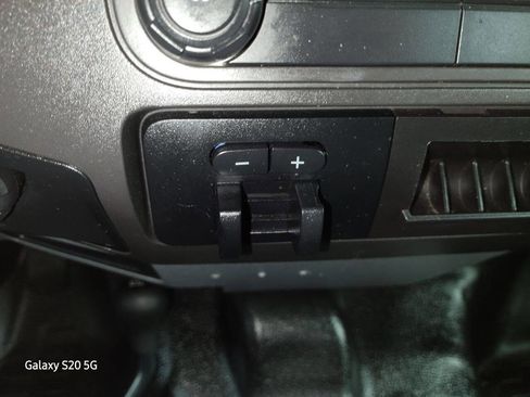 Used 2015 Ford F250 XL w/ Snow Plow Prep Package AWD/4WD image 30