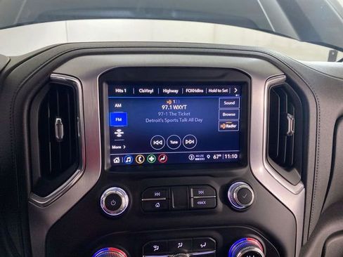 Used 2021 GMC Sierra 1500 Elevation w/ Preferred Package image 40