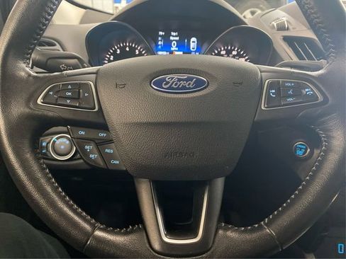 Used 2019 Ford Escape SE image 22