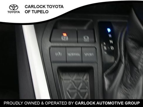 Used 2021 Toyota RAV4 XLE FWD image 15