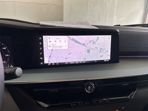 Certified 2025 Nissan Murano SL image 28