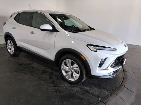 Used 2025 Buick Encore GX Preferred FWD image 4