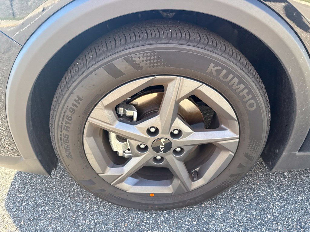 Used 2026 Kia K4 FWD image 11