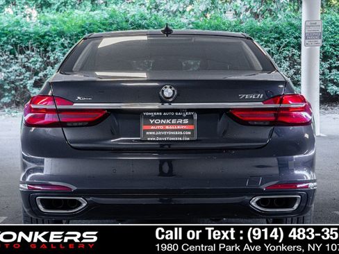 Used 2019 BMW 750i xDrive w/ Executive Package AWD/4WD image 18
