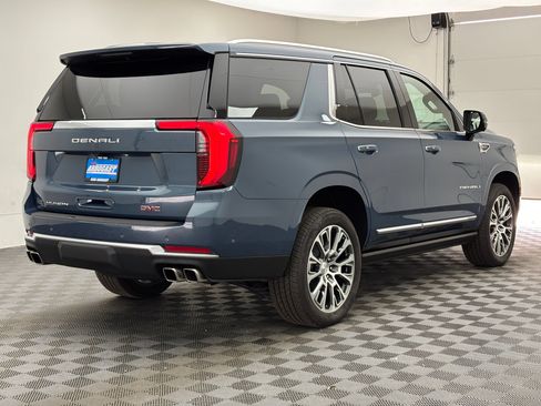 New 2026 GMC Yukon Denali w/ Sun & Power Step Package AWD/4WD image 9