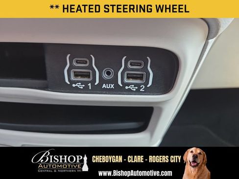 Used 2023 Chrysler Pacifica Touring-L FWD image 24