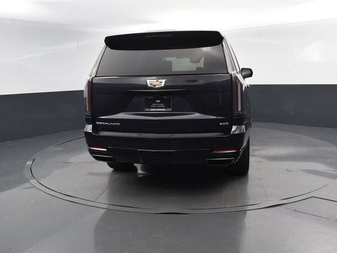 Used 2025 Cadillac Escalade Sport Platinum AWD/4WD image 5