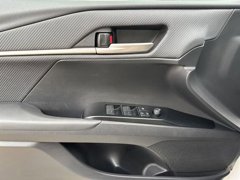 Used 2025 Toyota Camry SE w/ Multimedia Upgrade Package image 13