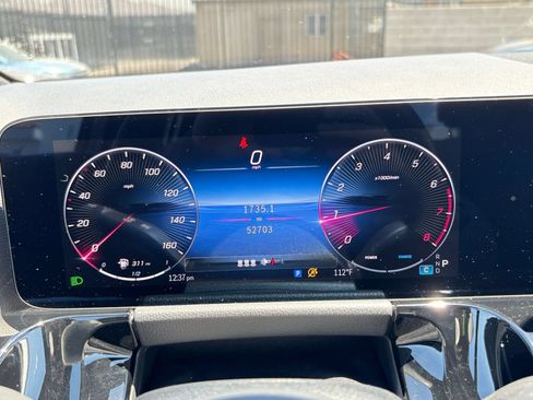 Used 2025 Mercedes-Benz GLA 250 image 41