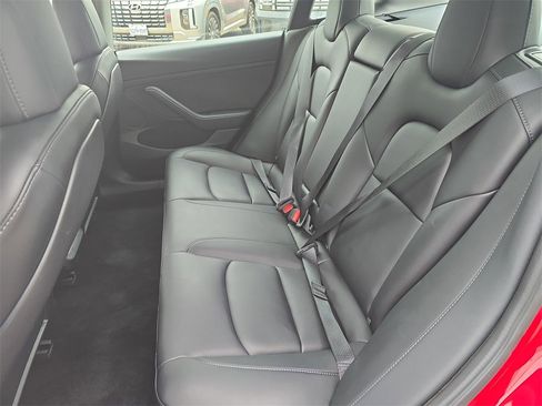 Used 2022 Tesla Model 3 image 14